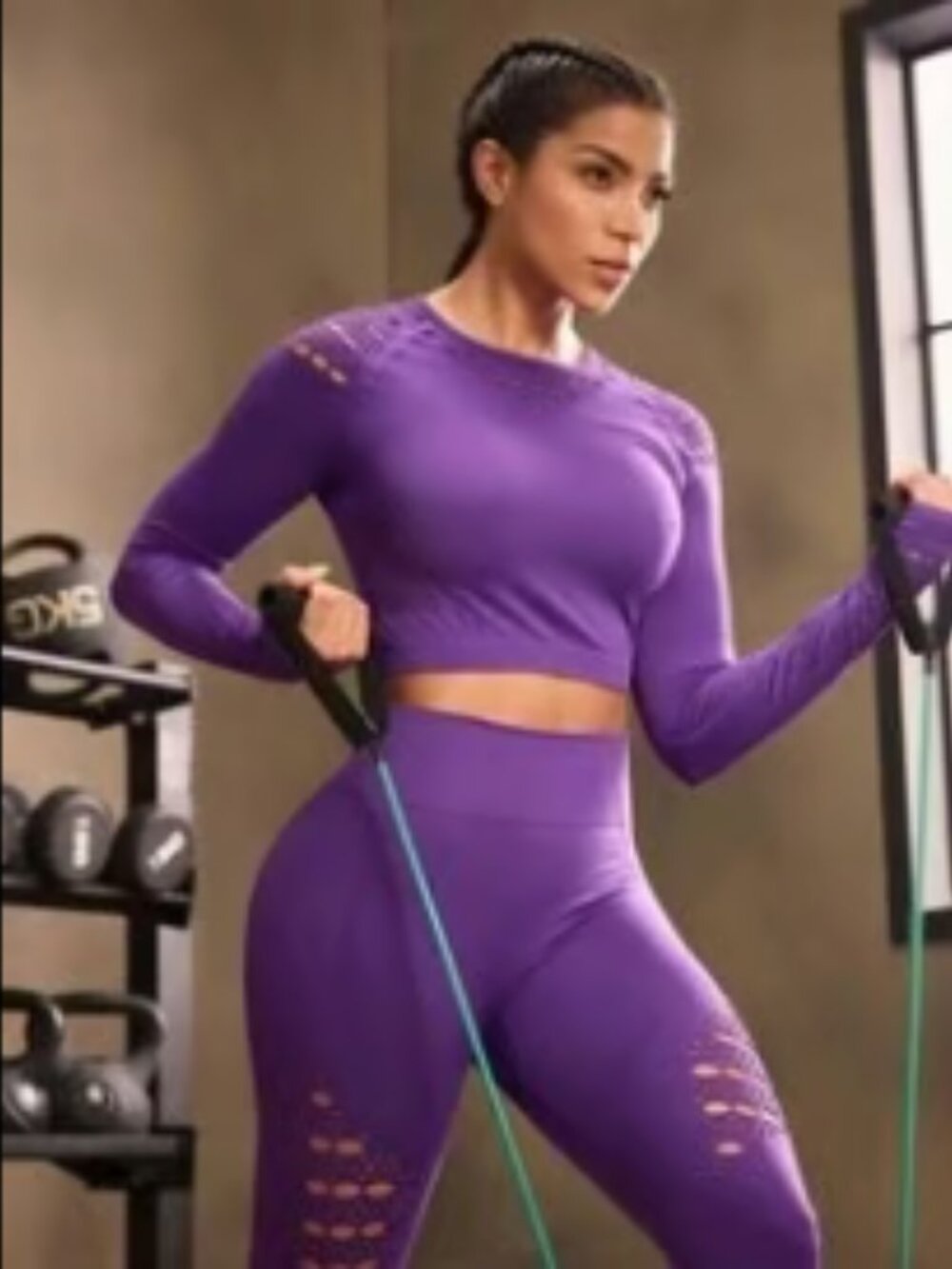 Hollow Out Seamless Leggings and Long Sleeve Crop Top Matching Set - Picture 5 of 8